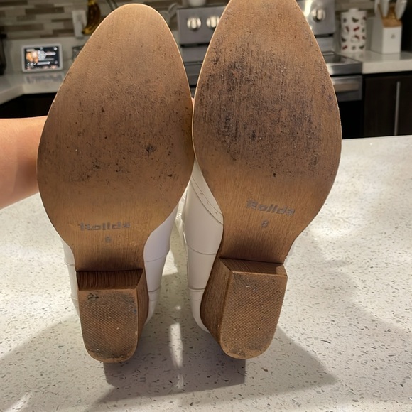 White Cowgirl Boots - Picture 4 of 5